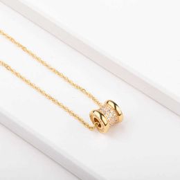 Buu colar de charme clássico design de diamante embutido alfabeto pequeno colar com luxo e design simples com colar original b3u5