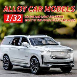 Diecast Model Cars 1/32 Escalade alloy car model miniature car simulation die-casting sound and light childrens toys boys series gifts T240524