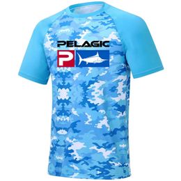 Men's T-Shirts Home>Product Center>Ocean Fishing Gear>Short sleeved UV protection mens outdoor camouflage TShirt ocean fishing gear J240527