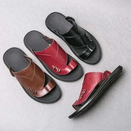 Flop Sandals s Men Style Flip Summer S Genuine Leather for Slippers Soft Breathable Home Casual Lightweight Designer Slipper Caual Deigner 636 andal lipper 8cb oft