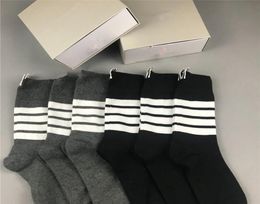 Classic Letter Sock with Box Slippers Stylish Striped Socks Fashion Athletic Cotton Socks Winter Warmer Sock Long Sock2749787