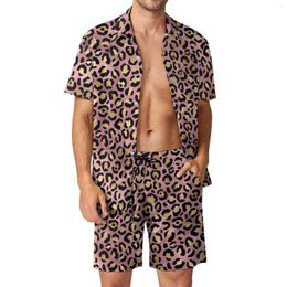 Men's Tracksuits Mens Tracksuits Leopard Print Men Sets Pink and Gold Casual Shorts Beach Shirt Set Summer Fashion Graphic Suit Short-sleeved Plus Size8gfd