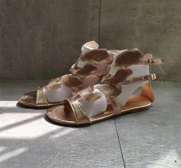 2021 Designer Women Slipper Sandal Fashion Summer Bottom Butterfly with Rhinestone Sandals Flat Shoes Ladies Flip Flops Top Qualit5406156