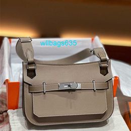 Leather Shoulder Bag Jyp Bags Hong Kong Genuine Leather Bag for Women 2024 New Fashion Original Niche Design Wide Shoulder Strap Single Should have logo WLLE