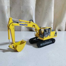 Diecast Model Cars 1 43 Scale 2021 Komatsu PC200-8M0 Excavator Alloy Engineering Truck Model Die Casting Toy Collection Souvenir S5452700