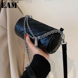 EAM Women New Metal Chains Barrel-shaped PU Leather Personality All-match Crossbody Shoulder Bag Fashion Tide 2021 18A0676 255V