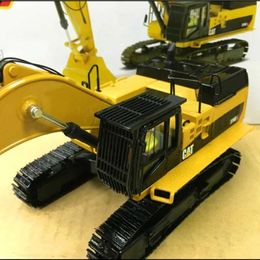 Diecast Model Cars Die cast 1 50 Scale 374D L hydraulic excavator alloy engineering vehicle model static collection toy holiday gifts S5452700