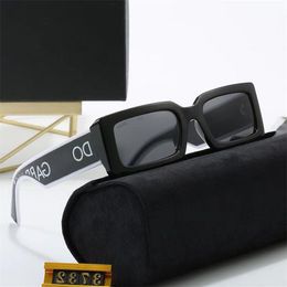 Nuovo designer di lusso per donne uomini di marca occhiali da sole Square Designer Sun occhiali di alta qualità per occhiali da donna maschi vetri da donna UV AHSB