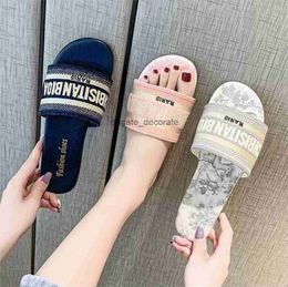 Slippers Designer Sandal Women Slides Embroidered Sandals Summer Travel Beach Striped Flat Slipper Ladies Flip Flops Mule Pattern Strap Sandal Slide 35-42 with box