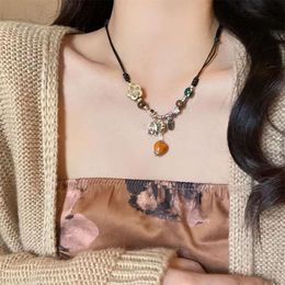 Zen New Chinese Necklace Versatile Feminine and Unique Ethnic Style Collar Chain with Ancient Design