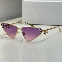 Womens Design Triangle Sunglasses JC4001B Outdoor Sunscreen UV400 Crystal Sunglasses Pendant Metal Mirror Leg Goggles With box