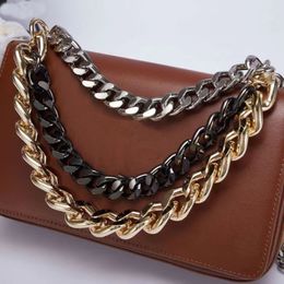 2021 premium leather hardware chain shoulder bag shape women's long print contrast 774682 messenger size 24cm 282p