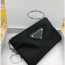 Luxury Designer key chain Nylon Canvas pouch Men Women Mini Wallets Keychains Black Zip pocket purse Lover Keychains Card holders Keyri 2821