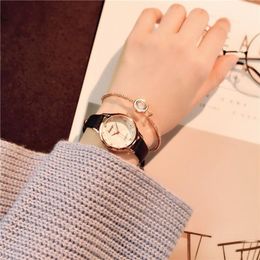 Wristwatches 2021 Fashion Small Women Watches Leather Strap High Quality Ladies Watch Womens 254U