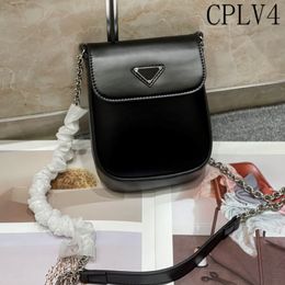 2021 Cleo Underarm shoulder handbags High quality Crossbody bag Heart-shaped decoration Tarpaulin Genuine Leather bags wholesale 282P