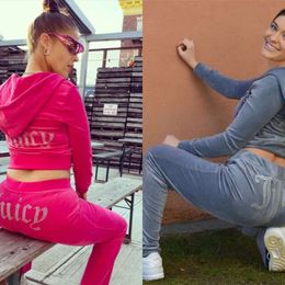 Frauen zweisteuelhafte Hosen Samt saftiger Trainingsanzug Frauen Coutoure Set Track Anzug Couture Mode Juciy Coture Sweatsuits s s