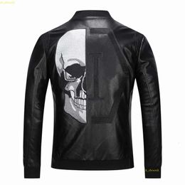 Plein-brand Men Pp Skull Embroidery Leather Fur Jacket Schited Baseball Twlar Jacket Suction Suction Supercycle Racing Suit 898