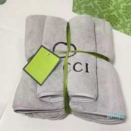 2022 Designer Bath Towel Set Coral Velvet Fashion Towels Face Towels Luxury Unisex Men Womens Wash Cloths G Towel 2208171D 229o