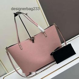 Totes T Rock Valenteino Tote Designer Bag Handheld Bags Crossbody Vo 2024 Shoulder Stud Large Capacity Handbags Womens Leather New Rivet HTUF