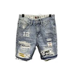 Wholesale Korean Fashion Men Casual Beggar Hole Mens Denim Shorts Brand Printed Patch Ripped Hole Short Jeans Pants 240522