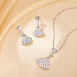 Designer Collection Style Jewelry Sets 925 Sterling Silver Inlay Full Cubic Zircon Diamond Fan-Shaped Pendant Plated Gold Necklace Earrings