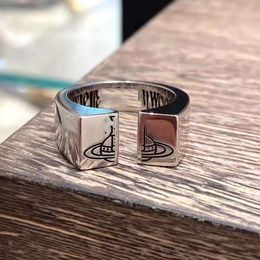 Императрица Viviane Westwood Dowagers Saturn Выгравированное открытое кольцо в стиле панк минималистская пара указатель кольца пальцы квадрат квадрат