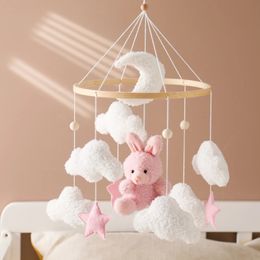 Baby Bed Bell Mobile Hanging Toy 0-12 Months born Crib Mobile Rattle Toy Lambhair Cartoon Bear Bunny Pendant Toy Infant Gift 240528