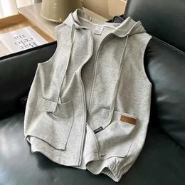 Men's Tank Tops Korean street clothing womens hoodie 2024 Ropa strapless sleeveless oversized tank top Y2k casual zipper fashion sportswear Y240522