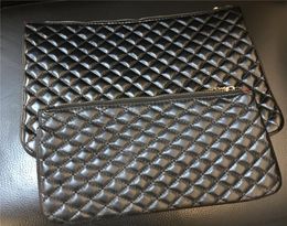 Diamond pattern PU handbag 2 size 2 color pattern Vintage style with gold letter chain storage bag makeup bag Anita3581371