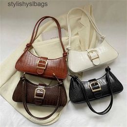 Shoulder Bags Womens Fashion PU Leather Sling Bag Solid Colour Portable Large Capacity Handbag H240529