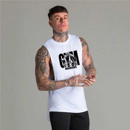 Men's Tank Tops New gym fitness vest mens long sleeved cut cotton breathable sports shirt sleeveless summer clothing Y240522