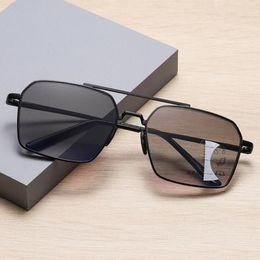 Sunglasses 2021 Pochromism Progressive Multifocal Reading Glasses Men Business Women Anti-blue Presbyopic 236P