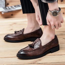 Casual Shoes Design Loafers Fashion Mens Wedding Groom Party Slip On Leather Male Dress Brown With Tassel Club For Men