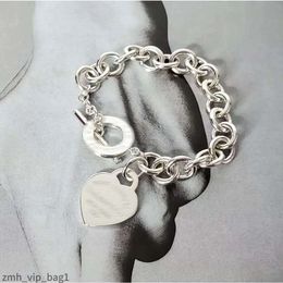 Lyxdesigner smycken armband hjärthänge tiffanyjewelry rosa kvinnor smycken gravering dekoration bröllop fest gåva 406