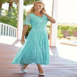 Elegant Tea Length Lace Mother Of The Bride Dresses Scoop Neck Wedding Guest Dress With Short Sleeves A-Line Plus Size Formal Gowns 2918