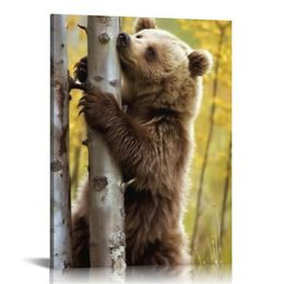 Płótno malarstwo ścienne Brown Bear Cub stoi na tylnych nogach odciski leśne na płótnie giclee nowoczesne dzieła sztuki rozciągnięte i oprawione plakaty domowe dekoracje domu gotowe do powieszenia