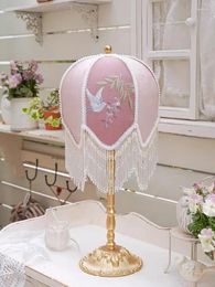Table Lamps Vintage Pink Retro Tassels Desk Lamp Princess Bedroom Bedside Atmosphere Night Lights Wedding Decor Indoor Lighting