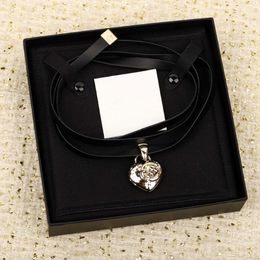 2022 Luxury quality Charm heart shape pendant necklace with black genuin leather in 18k gold plated have box stamp PS4417A 254H