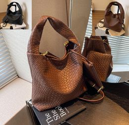 Factory sales ladies shoulder bags 2 Colours classic retro woven bucket bag street trend two-piece leather handbag daily Joker splicing women backpack 10643#