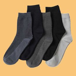 Men's Socks 2024 New 5/10 Pair Mens Bamboo Fibre Socks Harajuku Retro Breathable Business Man Socks Black Long Sock Deodorant Gift Set Y240528