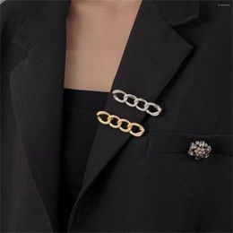 Brooches Fashion Chain Brooch For Women Elegant Coat Suit Metal Clothes Pins Accessories Party Wedding Jewellery Gifts Anti-Slip