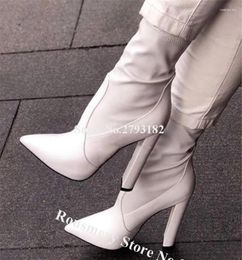 Botas estas moda ponta pontiaguda calcanhar grossa de couro preto branco escuro em sapatos de vestido de tornozelo alto de tornozelo