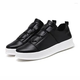 Casual Shoes 2024 Men Wear-resistant Handmade Leather Breathable Round Head White Sneakers