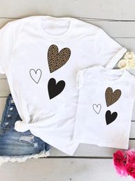 Family Matching Outfits Leopard Love Heart Women Lovely Kid Child Summer Mom Mama Mother Tshirt Tee T-shirt Clothes Clothing 240520