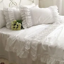 Bedding Sets Top Luxury Korean Set Elegant Embroidery Lace Duvet Cover Ruffle Craft Cake Layers Bedspread Bed Sheet