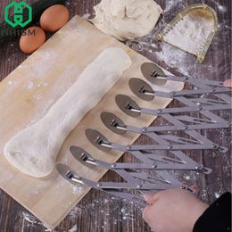 WHISM 3 5 7 Wheel Stainless Steel Pizza Cutters Non-stick Pizza Peeler Dough LNIFE Cake Bread Slicer Pasta Pastry Accessories T200523 241F