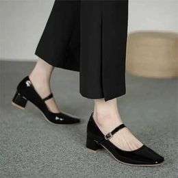 Dress Shoes 2024 Hot Sale Summer New Pointed Toe Solid Colour Shallow Mouth Wear Resistant Leather Womens Single Zapatos Para Mujeres H240527 IRW6