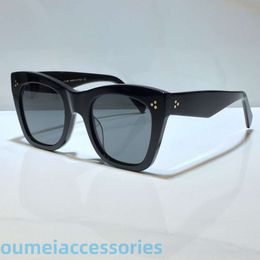New Designer High-end Brand Sunglasses for Women 4004in Summer Elegant Uv Protected Shield Lens 4s004 Cat Eye Fashionable Style Full Frame Fashion with Box