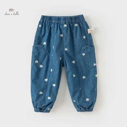 Jeans Jeans Dave Bella Childrens Jeans Girl Spring New 2024 Loose Pants Childrens Casual Love Print Denim Blue Trousers DB1248605 WX5.27