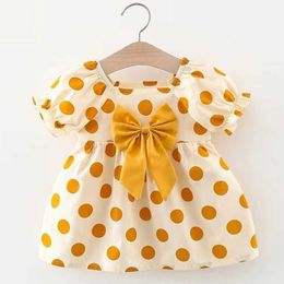Girl's Dresses Girls Summer Baby Dress Pure Cotton Big Bow Sleeves Fluffy Princess 0-5-year-old Girl Birthday Eucharist Party H240527 2U0Y